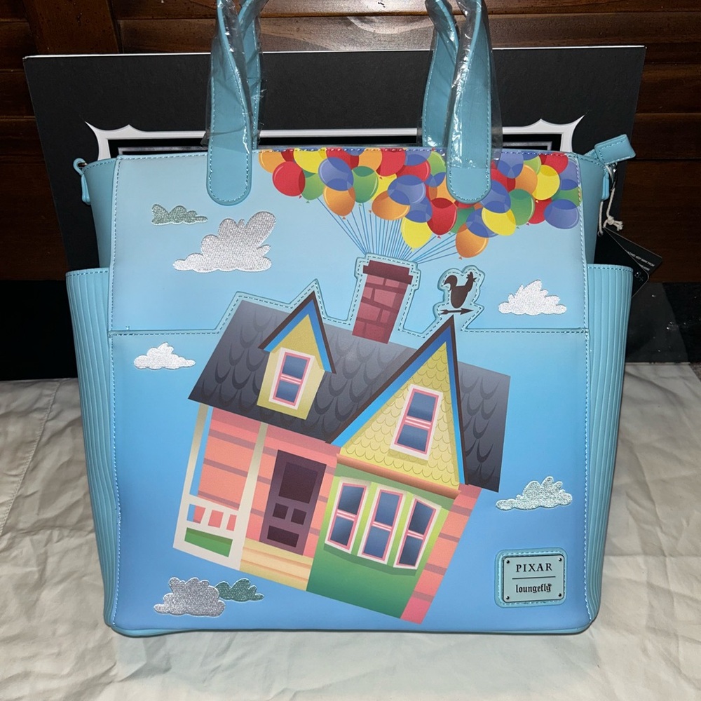 NWT Loungefly Pixar 15th Anniversary Up House Balloon Convertible Tote/Backpack